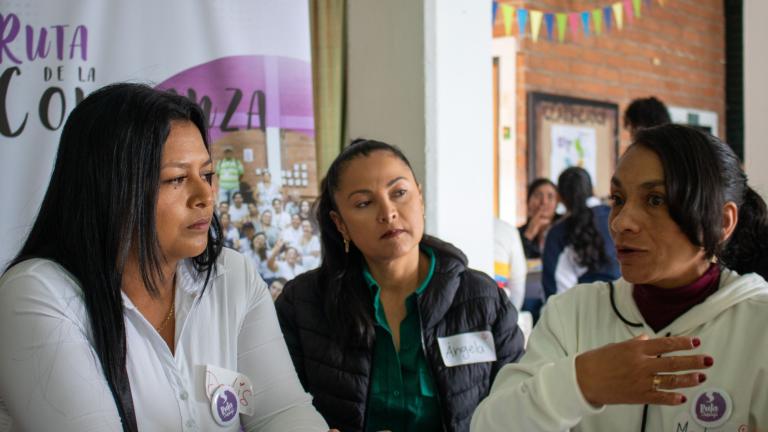 Encuentro de género en Yarumal donde se fortalecieron capacidades para la autonomía económica y el liderazgo femenino.